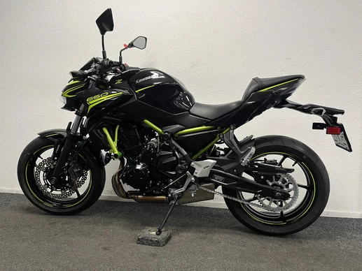 Kawasaki Z650 - Afbeelding 15 van 22