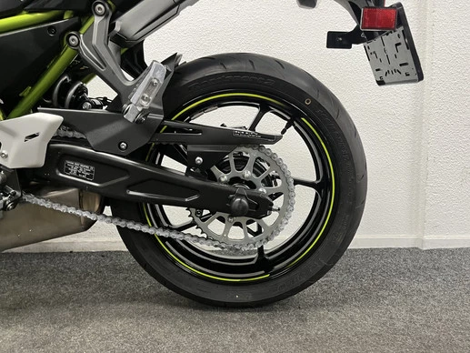 Kawasaki Z650 - Afbeelding 18 van 22
