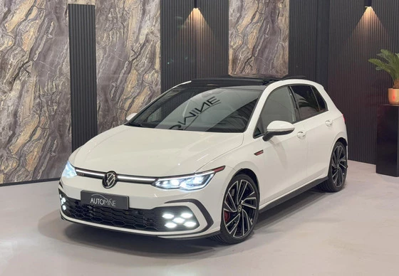 Volkswagen Golf - Afbeelding 1 van 30