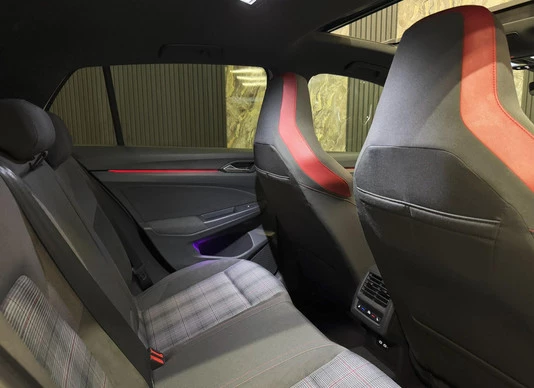 Volkswagen Golf - Afbeelding 15 van 30