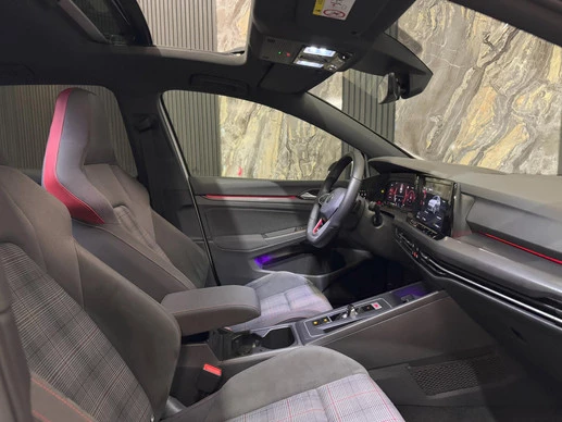 Volkswagen Golf - Afbeelding 16 van 30