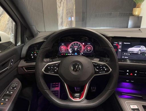 Volkswagen Golf - Afbeelding 18 van 30
