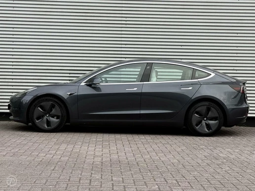 Tesla Model 3 - Afbeelding 7 van 28