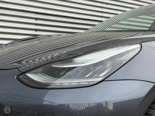Tesla Model 3 - Afbeelding 26 van 28