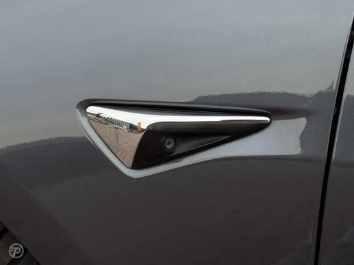 Tesla Model 3 - Afbeelding 28 van 28