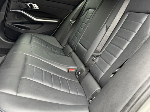 BMW 3 Serie - Afbeelding 17 van 30