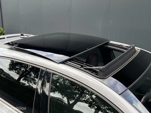 Volkswagen Golf - Afbeelding 18 van 30