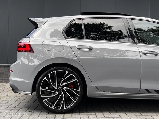 Volkswagen Golf - Afbeelding 19 van 30