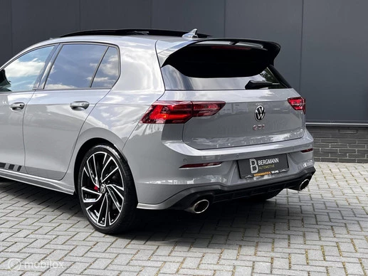 Volkswagen Golf - Afbeelding 22 van 30