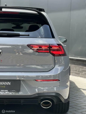 Volkswagen Golf - Afbeelding 24 van 30