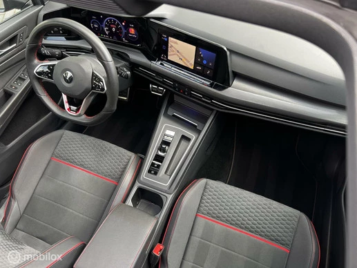 Volkswagen Golf - Afbeelding 28 van 30