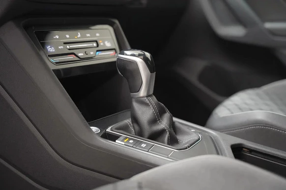 Volkswagen Tiguan - Afbeelding 25 van 30