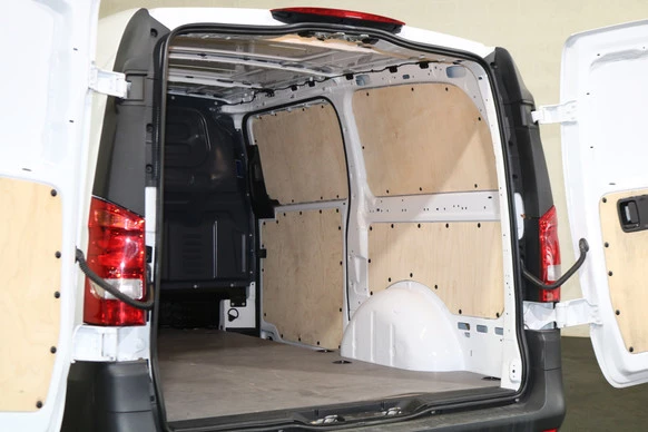 Mercedes-Benz eVito - Afbeelding 15 van 30