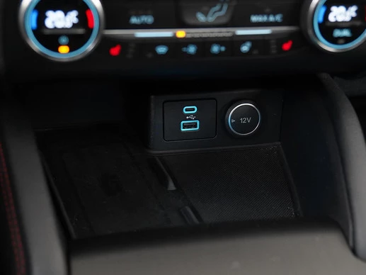 Ford Kuga - Afbeelding 13 van 30