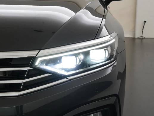 Volkswagen Passat - Afbeelding 22 van 30