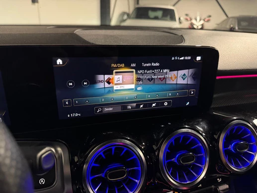 Mercedes-Benz GLB - Afbeelding 19 van 30