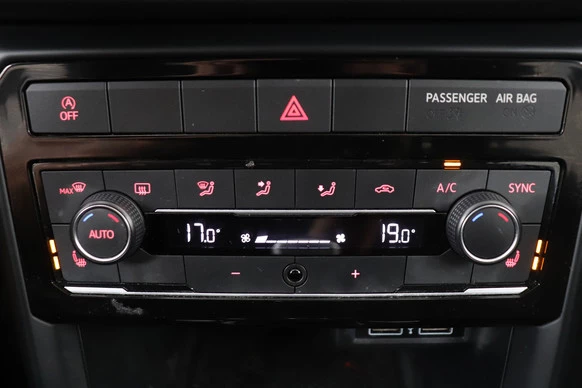Volkswagen T-Cross - Afbeelding 28 van 30
