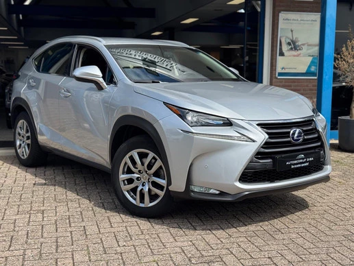 Lexus NX - Afbeelding 1 van 30