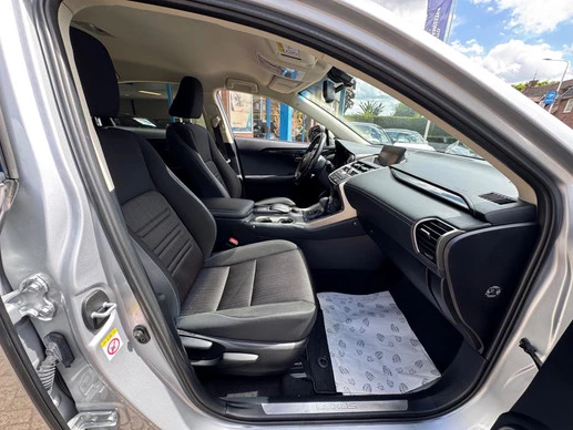 Lexus NX - Afbeelding 29 van 30