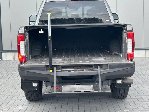 Ford F-350 - Afbeelding 11 van 22