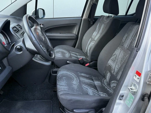 Opel Agila - Afbeelding 13 van 27
