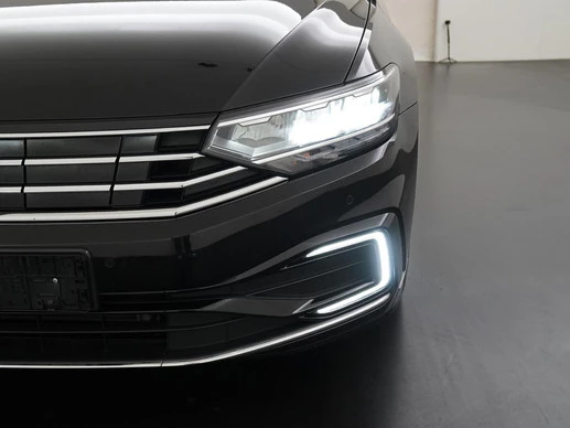 Volkswagen Passat - Afbeelding 22 van 30