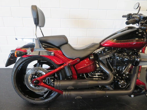 Harley-Davidson Breakout - Afbeelding 10 van 13