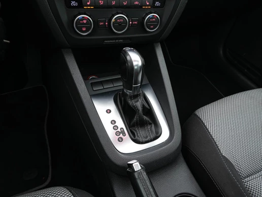 Volkswagen Jetta - Afbeelding 12 van 30