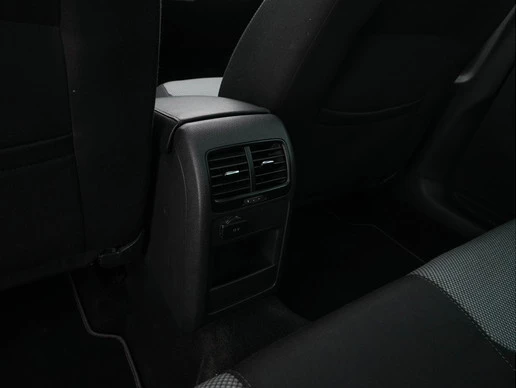 Volkswagen Jetta - Afbeelding 23 van 30