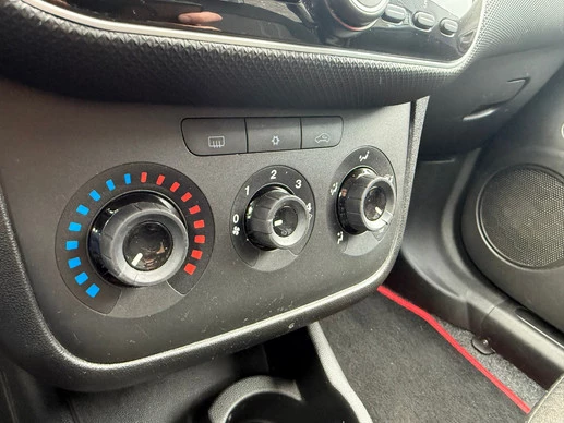 Fiat Punto - Afbeelding 27 van 30