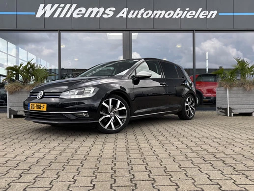 Volkswagen Golf - Afbeelding 1 van 26