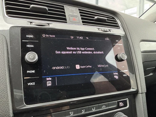 Volkswagen Golf - Afbeelding 19 van 26