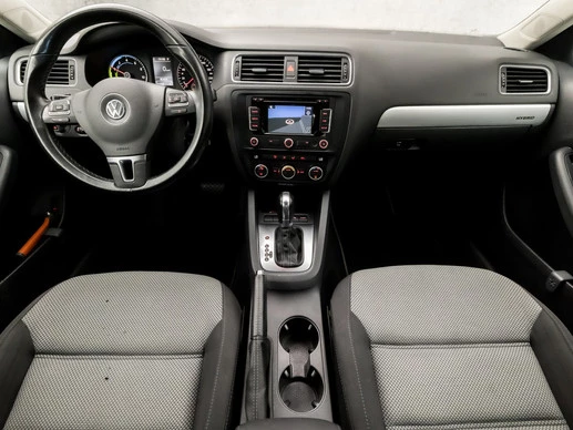 Volkswagen Jetta - Afbeelding 6 van 30
