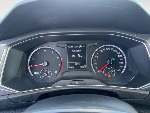 Volkswagen T-Roc - Afbeelding 18 van 30