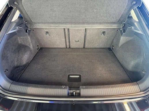 Volkswagen T-Roc - Afbeelding 21 van 30