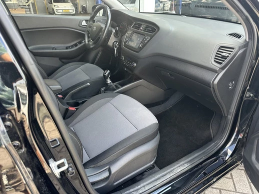 Hyundai i20 - Afbeelding 3 van 30