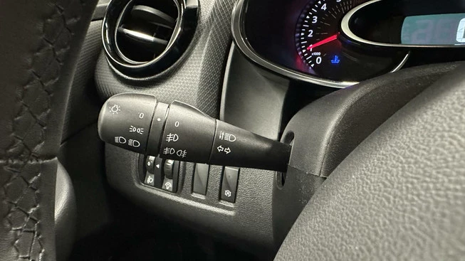 Renault Clio - Afbeelding 21 van 30