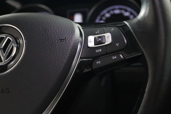 Volkswagen Touran - Afbeelding 24 van 30
