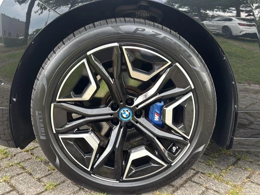 BMW iX - Afbeelding 7 van 30