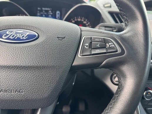 Ford Kuga - Afbeelding 13 van 30