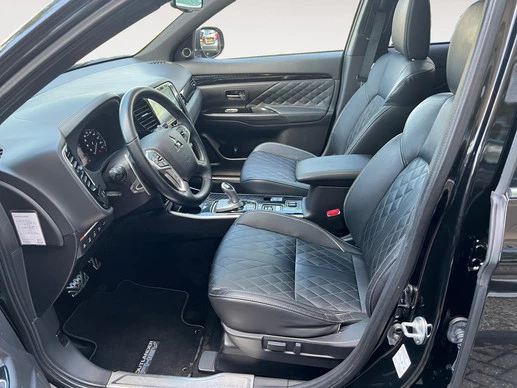 Mitsubishi Outlander - Afbeelding 12 van 27