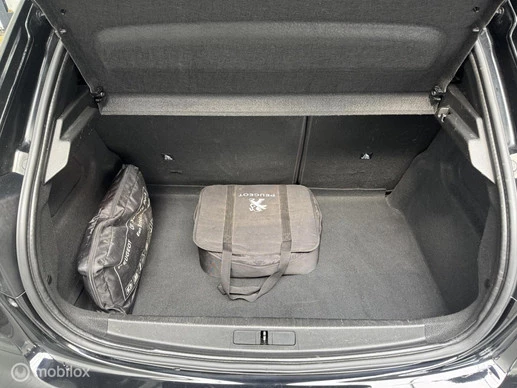 Peugeot e-208 - Afbeelding 18 van 20
