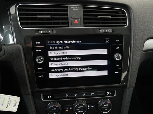Volkswagen e-Golf - Afbeelding 19 van 30