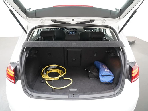 Volkswagen e-Golf - Afbeelding 22 van 30
