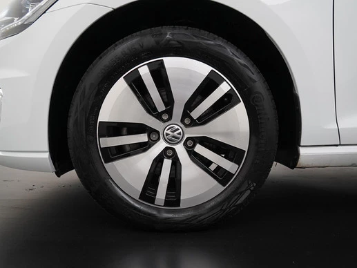 Volkswagen e-Golf - Afbeelding 27 van 30