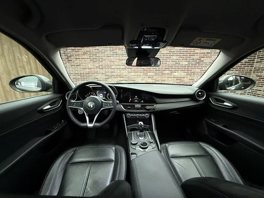 Alfa Romeo Giulia - Afbeelding 9 van 30