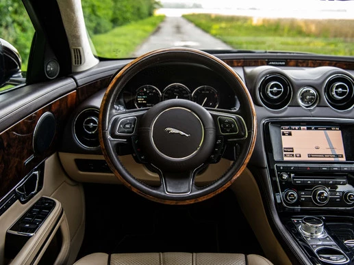 Jaguar XJ - Afbeelding 12 van 23