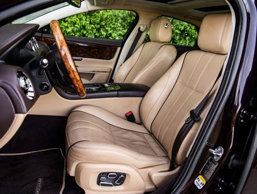 Jaguar XJ - Afbeelding 16 van 23
