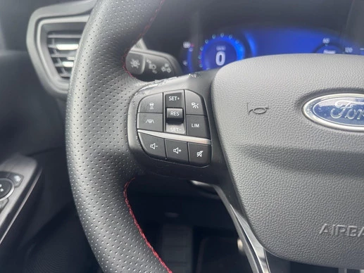 Ford Kuga - Afbeelding 15 van 30