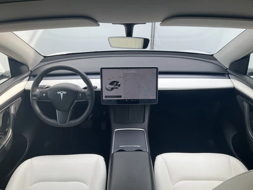 Tesla Model Y - Afbeelding 11 van 30